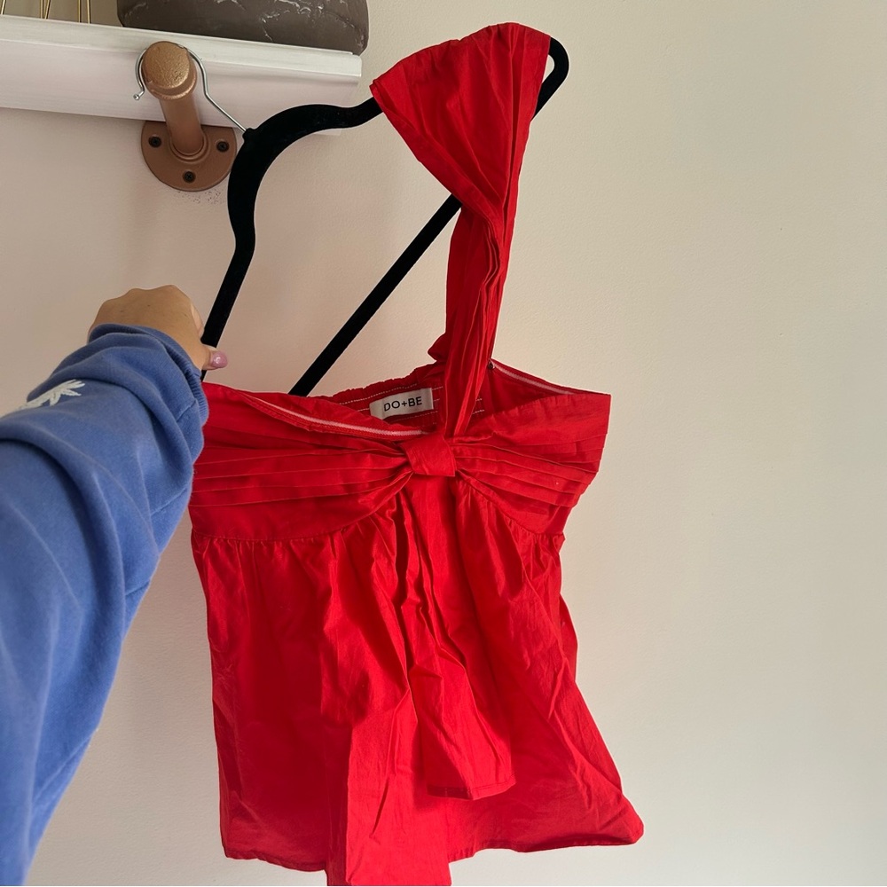 Do+Be red one‎ shoulder blouse small